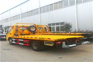 青秀区附近拖车救援搭电